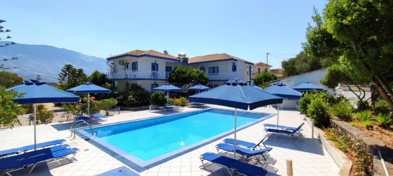 Blue White Apartments - Kefallonia Poolside Retreats Spartià Esterno foto