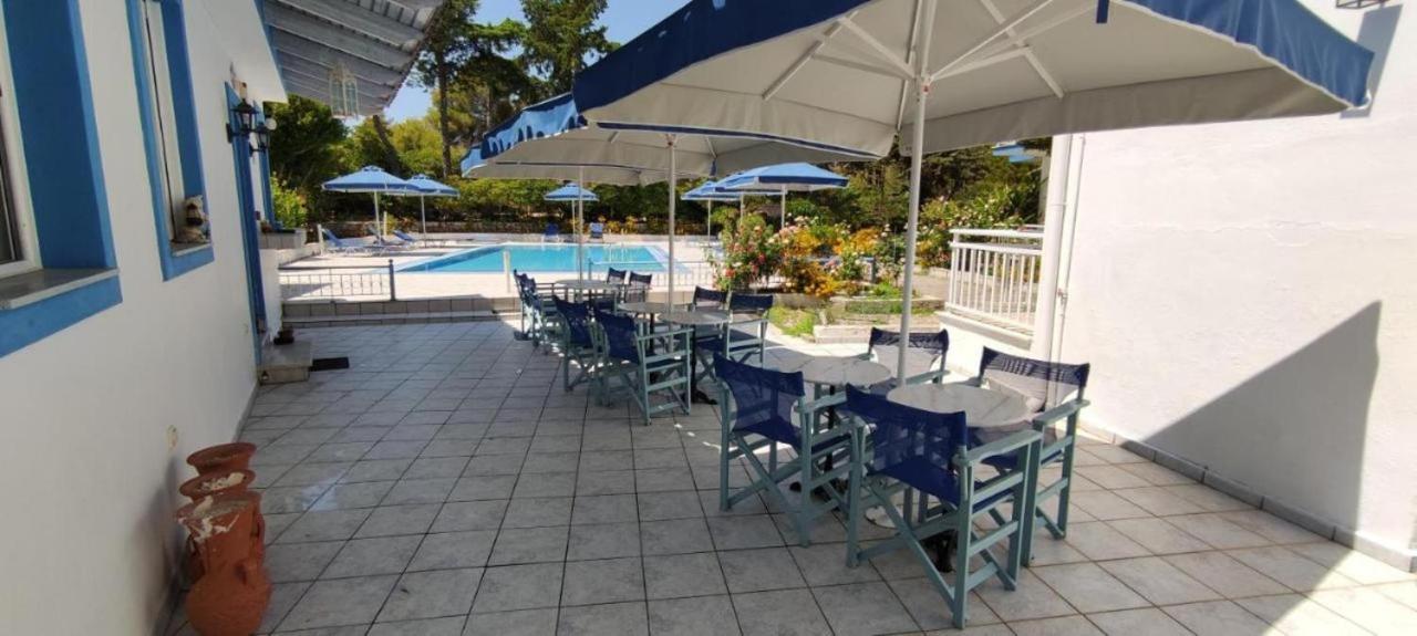 Blue White Apartments - Kefallonia Poolside Retreats Spartià Esterno foto