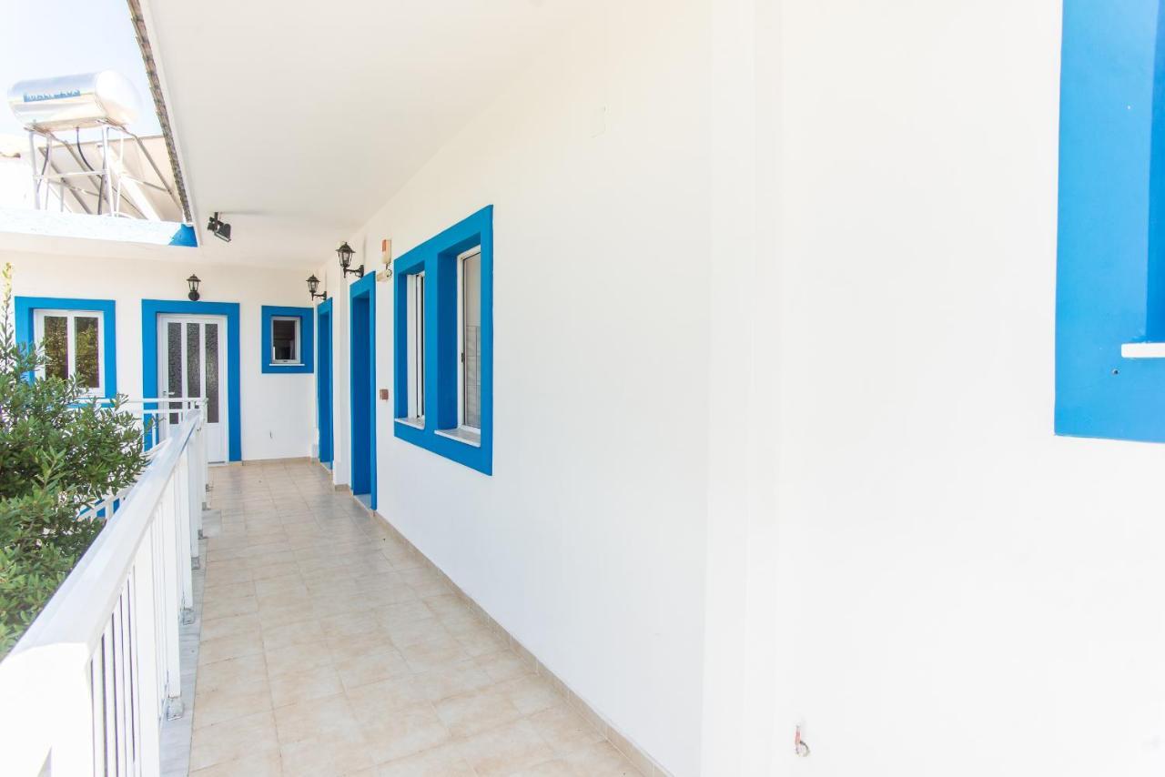 Blue White Apartments - Kefallonia Poolside Retreats Spartià Esterno foto