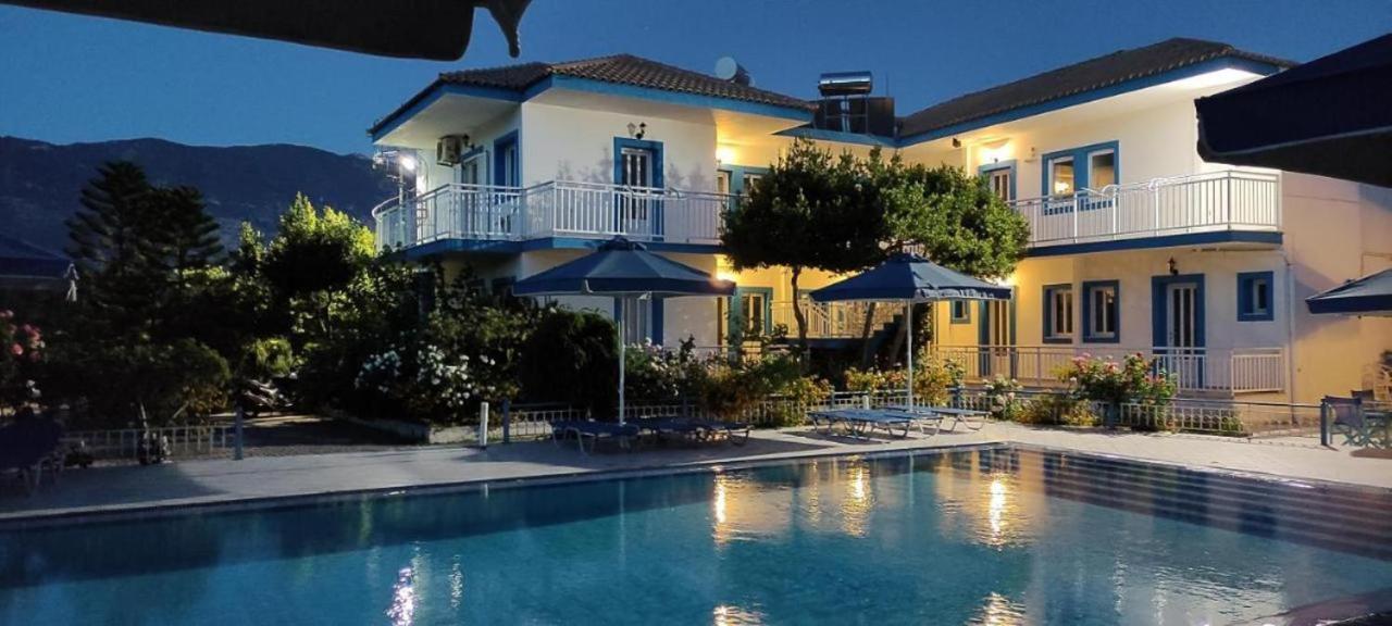 Blue White Apartments - Kefallonia Poolside Retreats Spartià Esterno foto