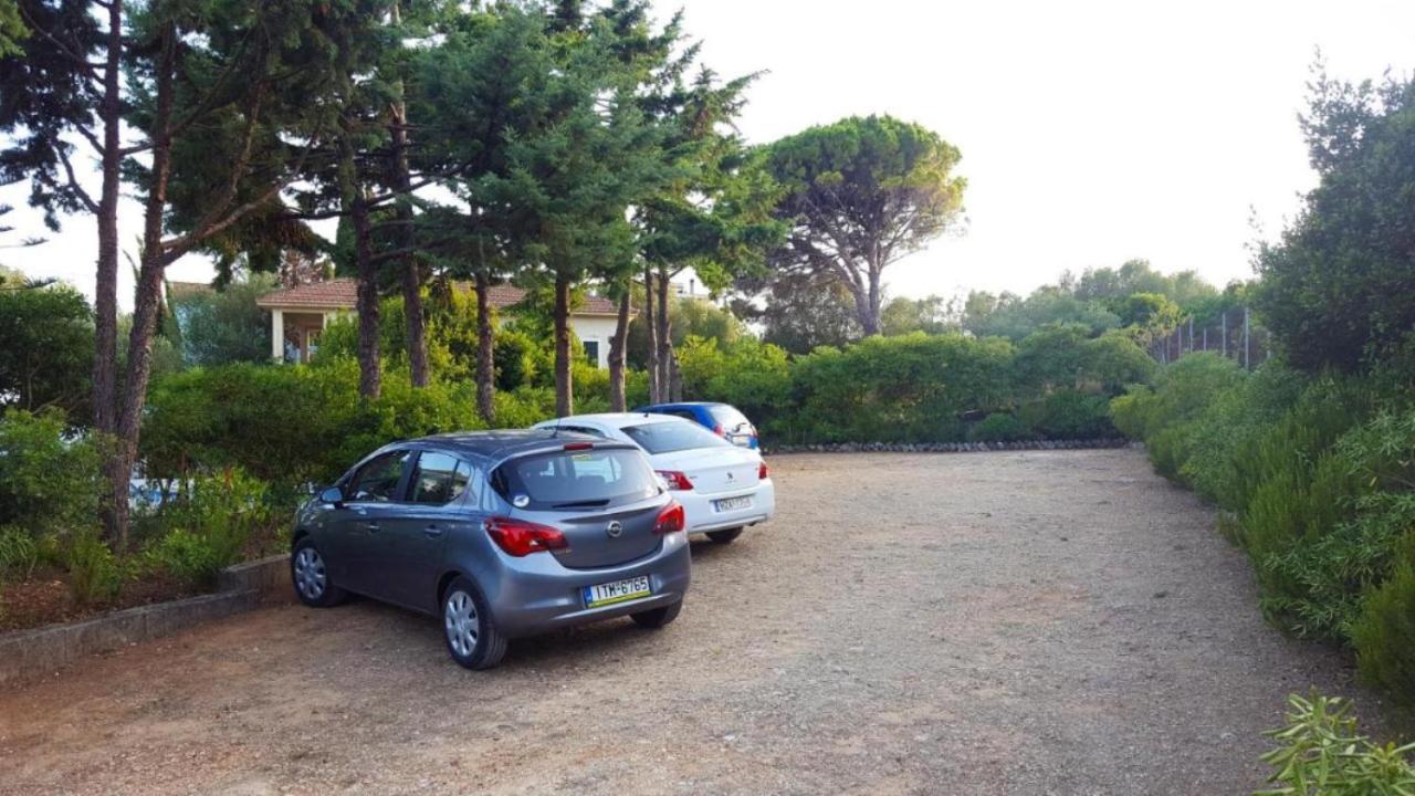 Blue White Apartments - Kefallonia Poolside Retreats Spartià Esterno foto