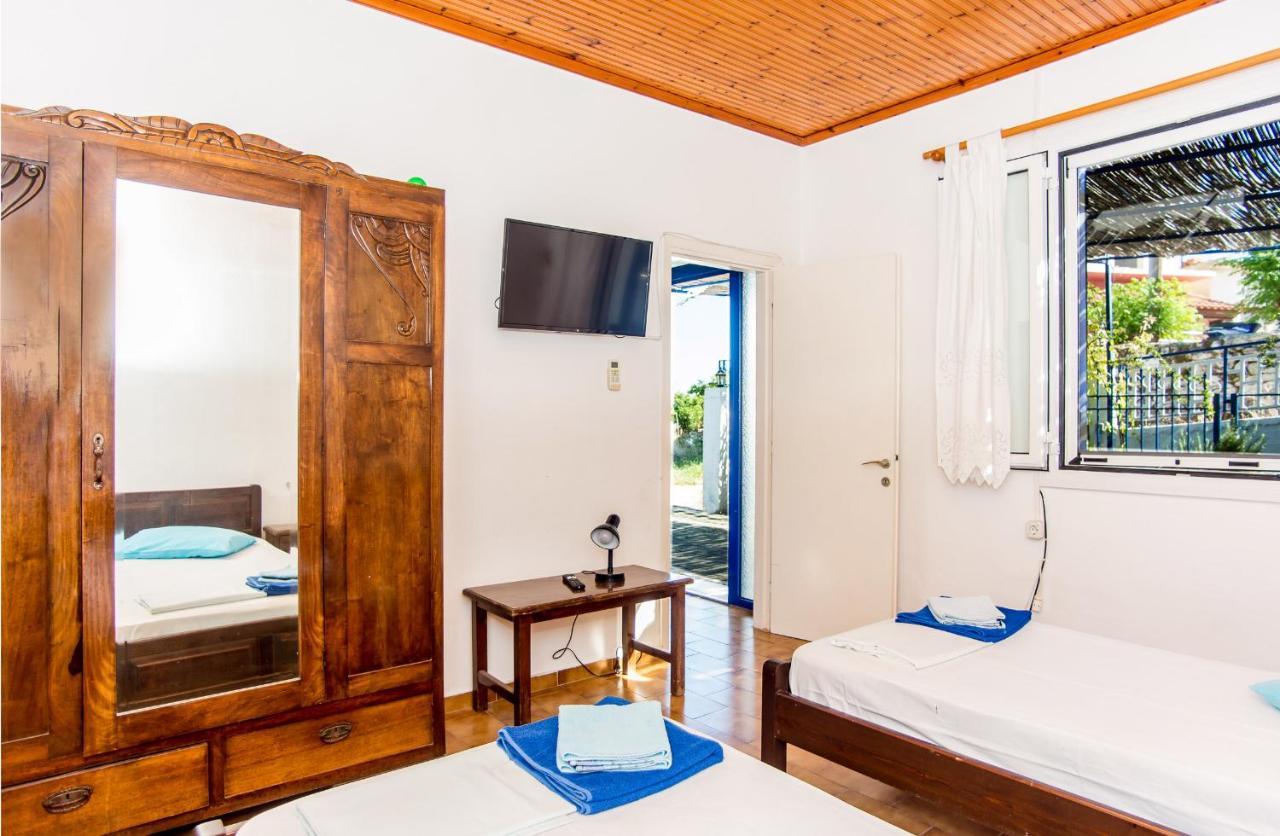 Blue White Apartments - Kefallonia Poolside Retreats Spartià Esterno foto