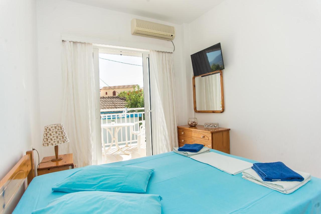 Blue White Apartments - Kefallonia Poolside Retreats Spartià Esterno foto